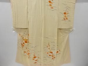 アンティーク　芝草に菊模様刺繍着物